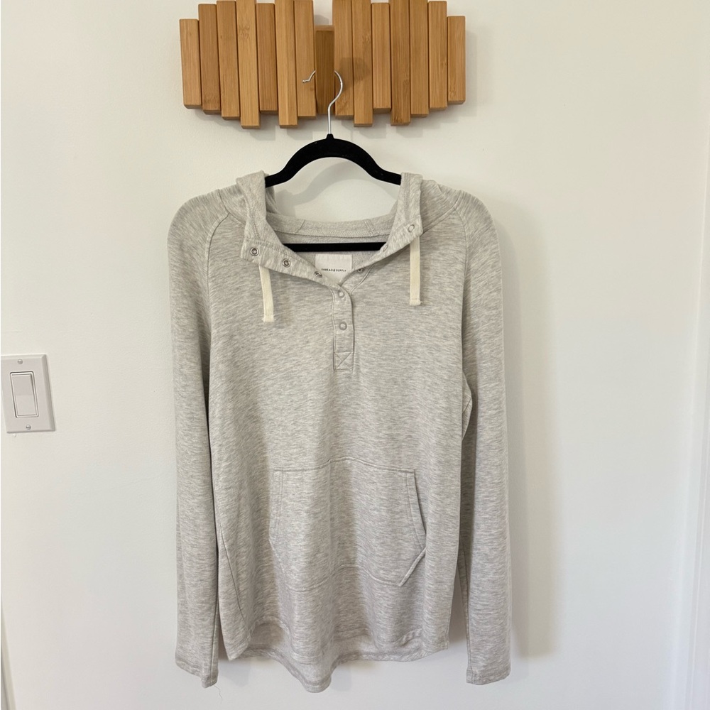 Women’s Thread & Supply Light Gray Women's Hoodie, Size S